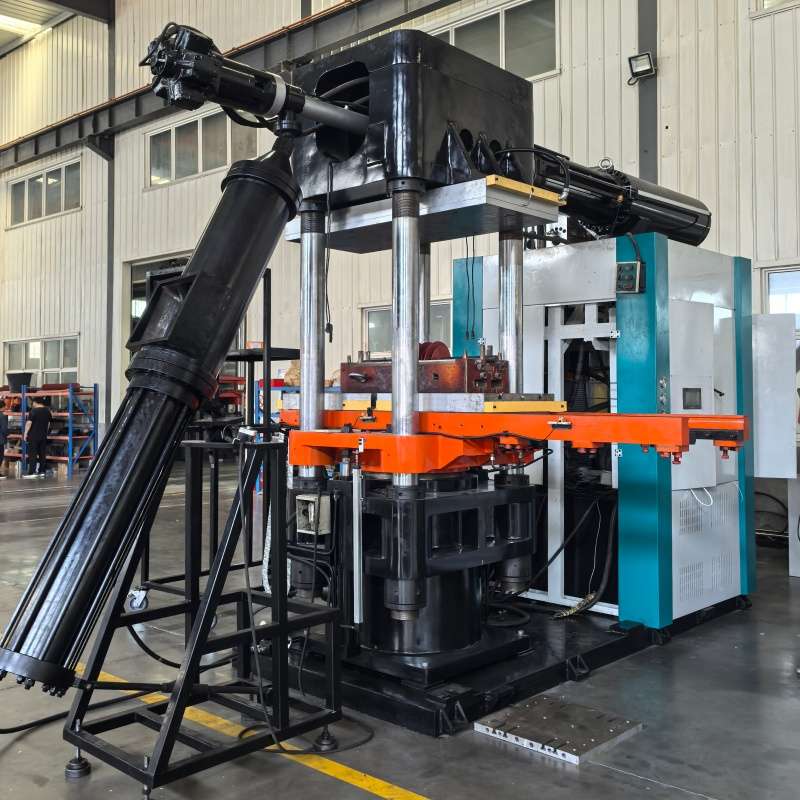 Large vertical rubber injection molding machine, four-column hydraulic vulcanization equipment for power insulators and fittings, inclined precision injection device for efficient and stable rubber product molding